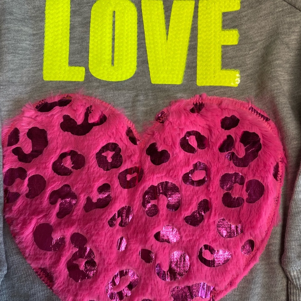 Justice LOVE Gray Sweatshirt sequin girl sz 5 A1